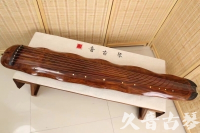 韶关市●久音古琴  ●今日推荐20240831  【断纹蕉叶】